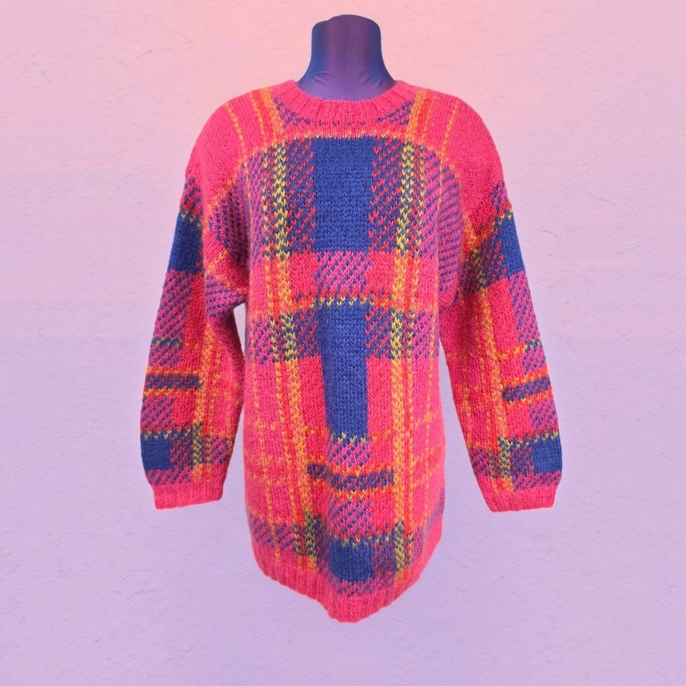 GS International Pink Mohair Plaid Sweater Oversized Crew Neck Medium Vintage